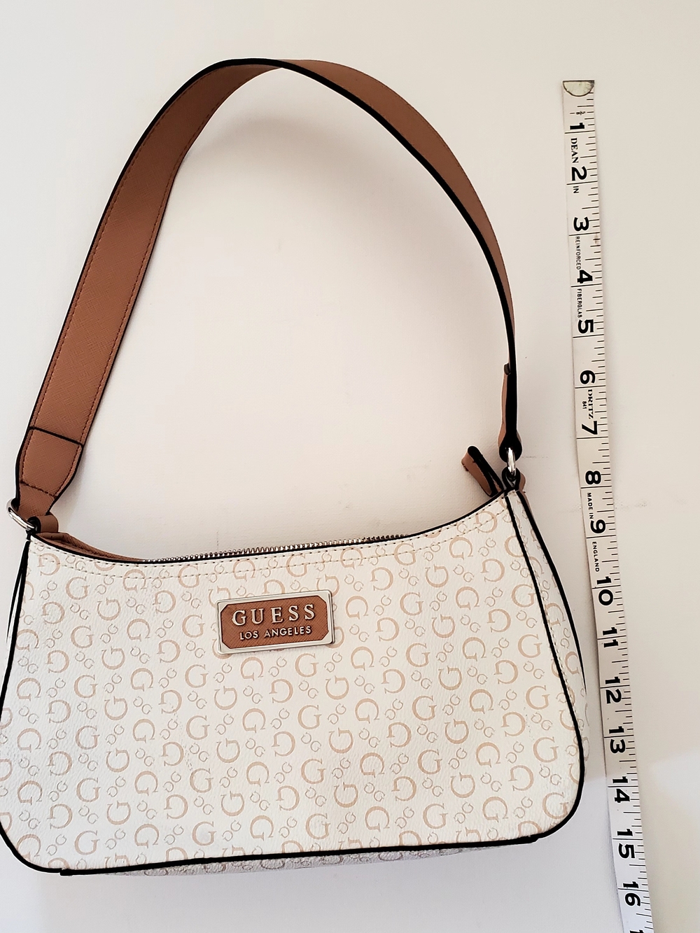 GUESS Cream & Tan Signature Shoulder Bag 10" X 5.5" New - Picture 8 of 9